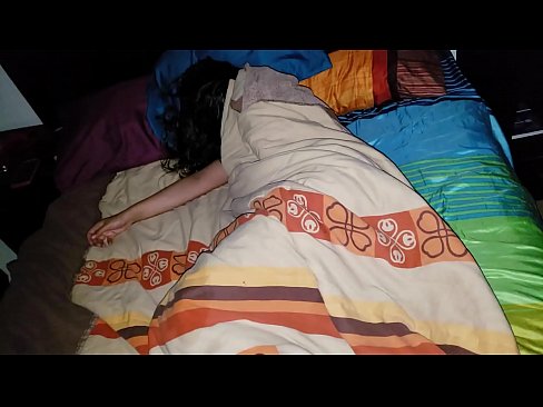 ❤️ Stiefzoon die zijn jonge stiefmoeder berispt terwijl ze slaapt. ❌ Anal video at us ﹏